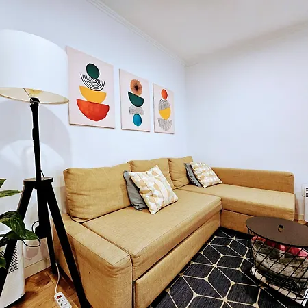 Martim Moniz Charming By Village Apartment *