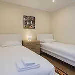Martim Moniz Charming By Village
